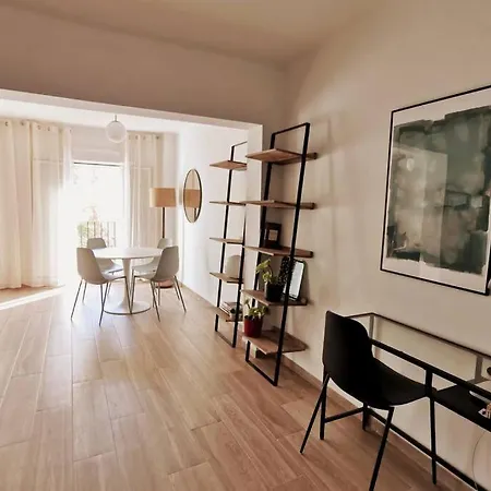 Bellavista Apartment *